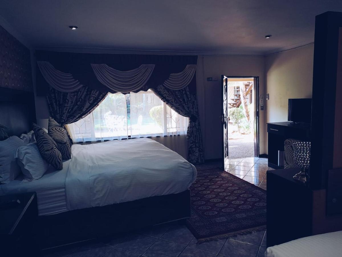 Ecotel Premier Lodge & Conference Centre Benoni Dış mekan fotoğraf