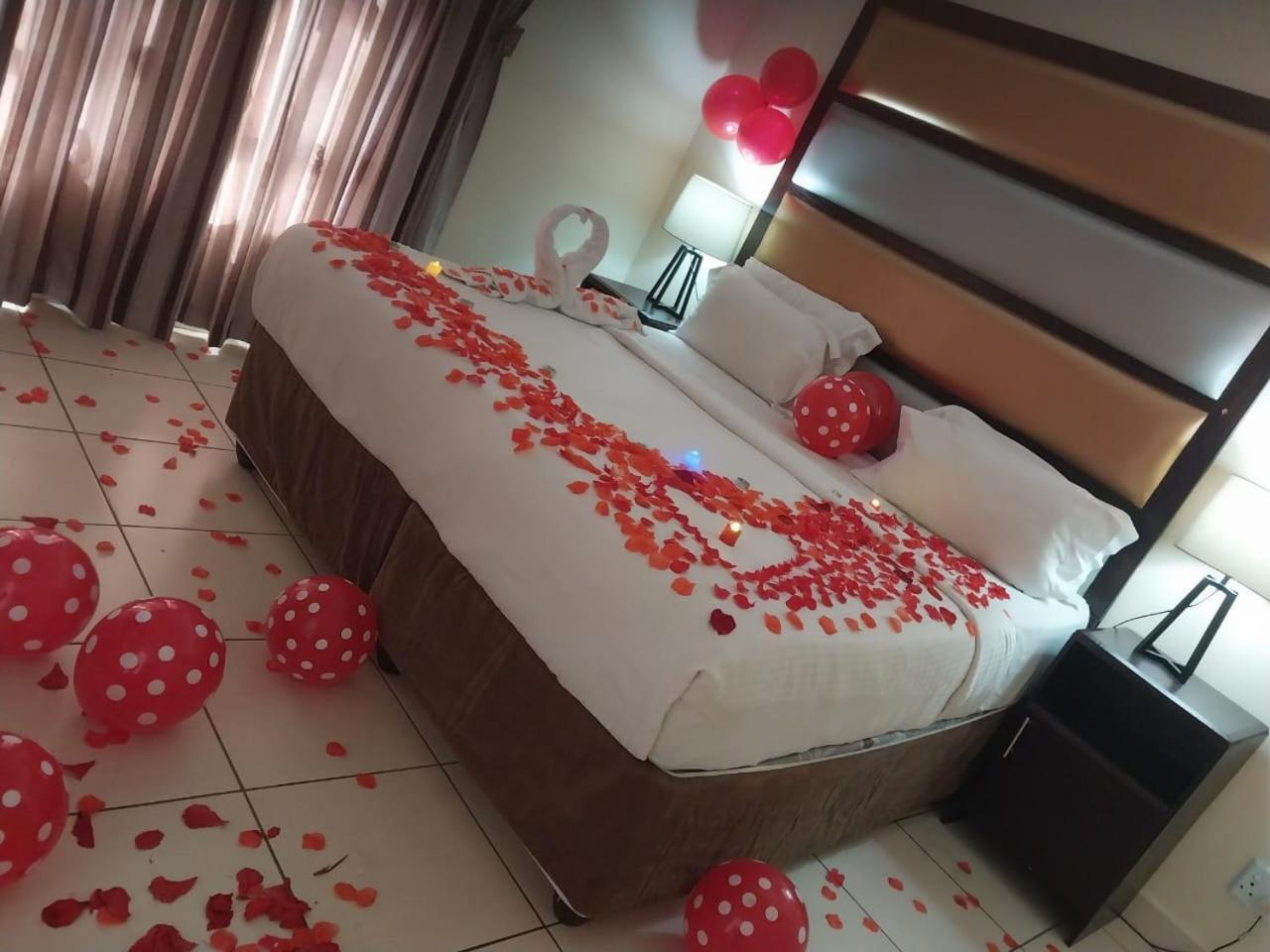 Ecotel Premier Lodge & Conference Centre Benoni Dış mekan fotoğraf